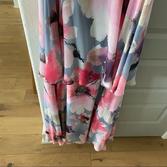 New Aidan Mattox Floral Tiered Square Neck Maxi Dress - Picture 5 of 7